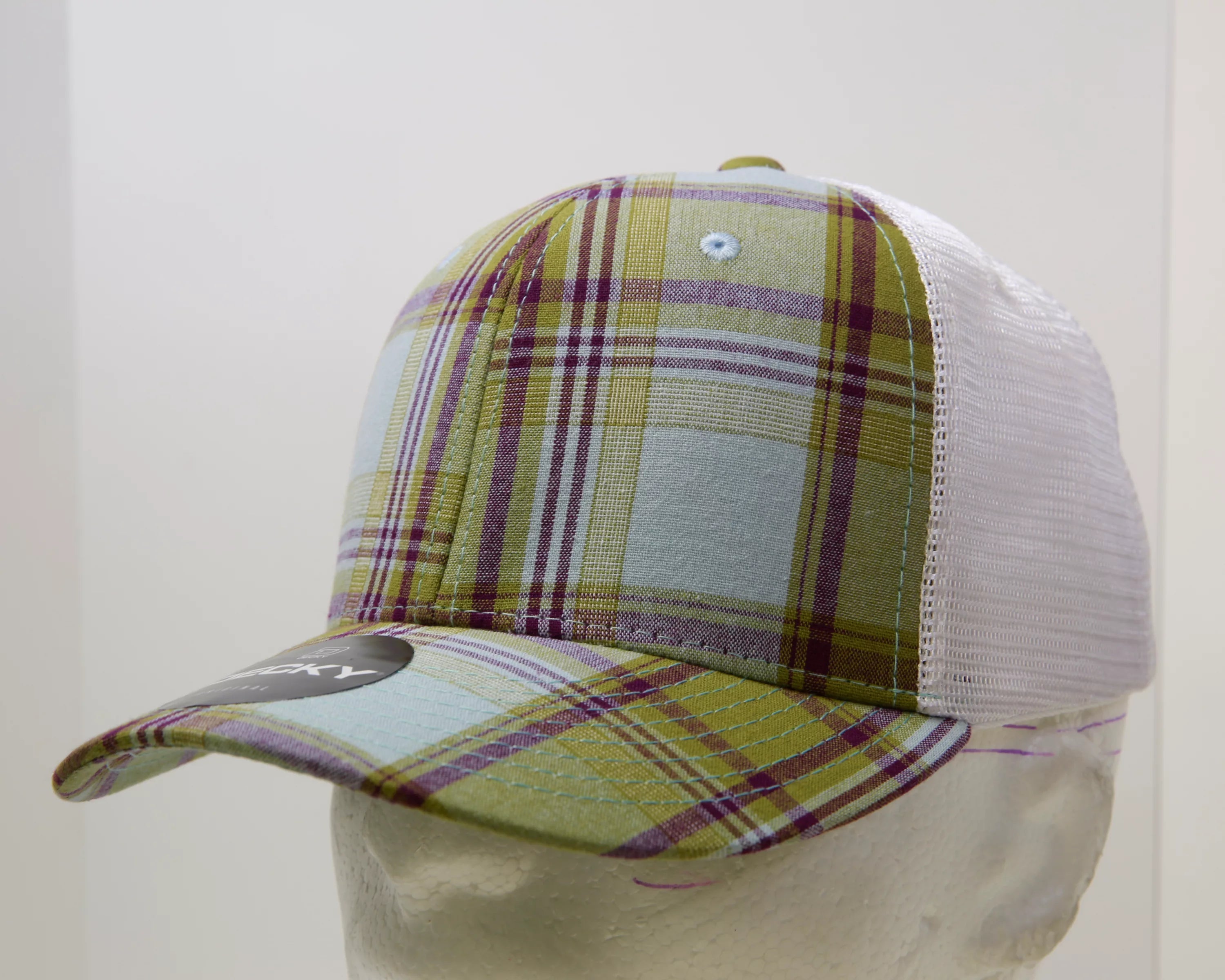 Decky Headwear 6017 in Plaid Patterns, Set 2