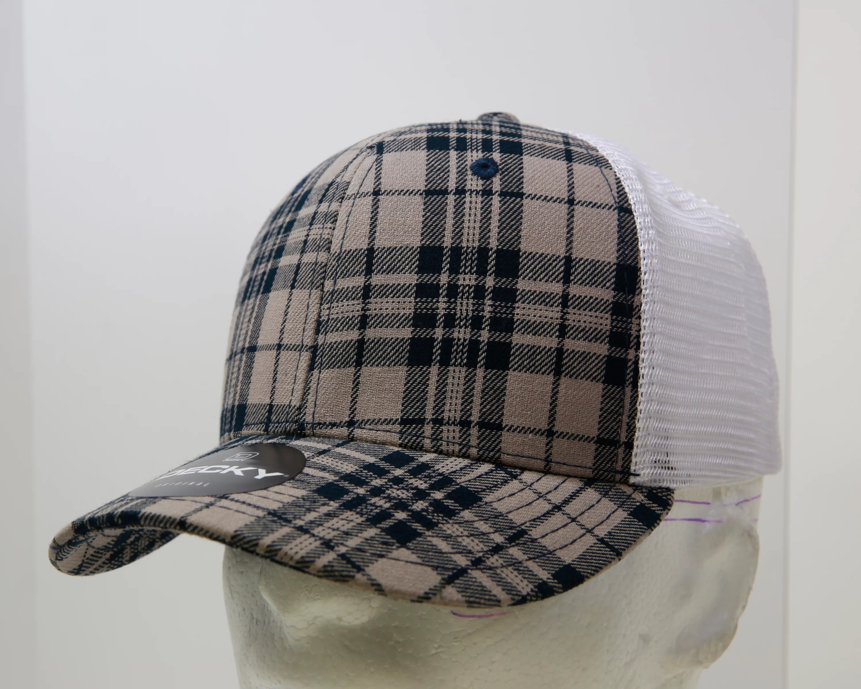 Decky Headwear 6017 in Plaid Patterns, Set 2