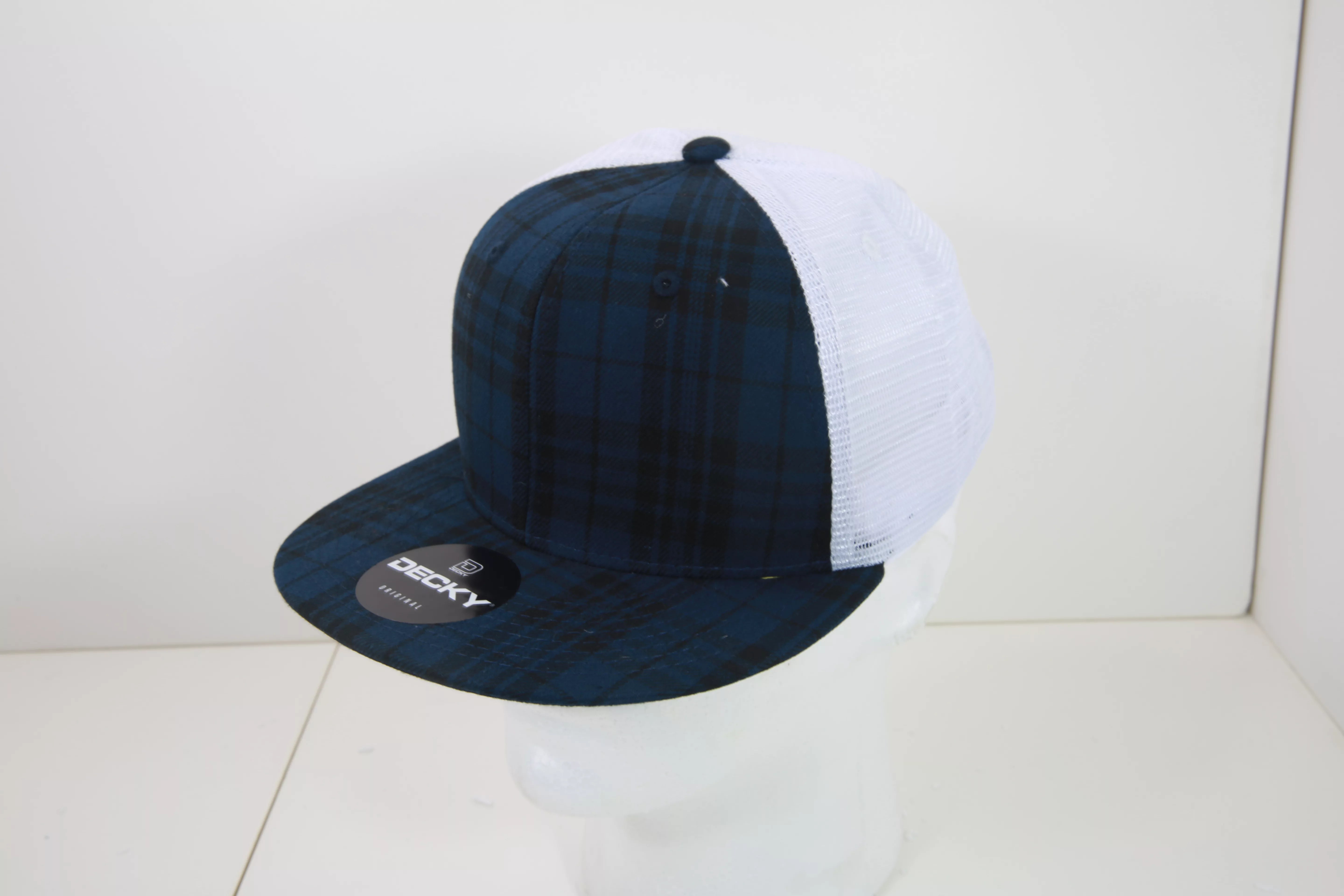 Decky Headwear 6015 in Plaid Patterns, Set 1