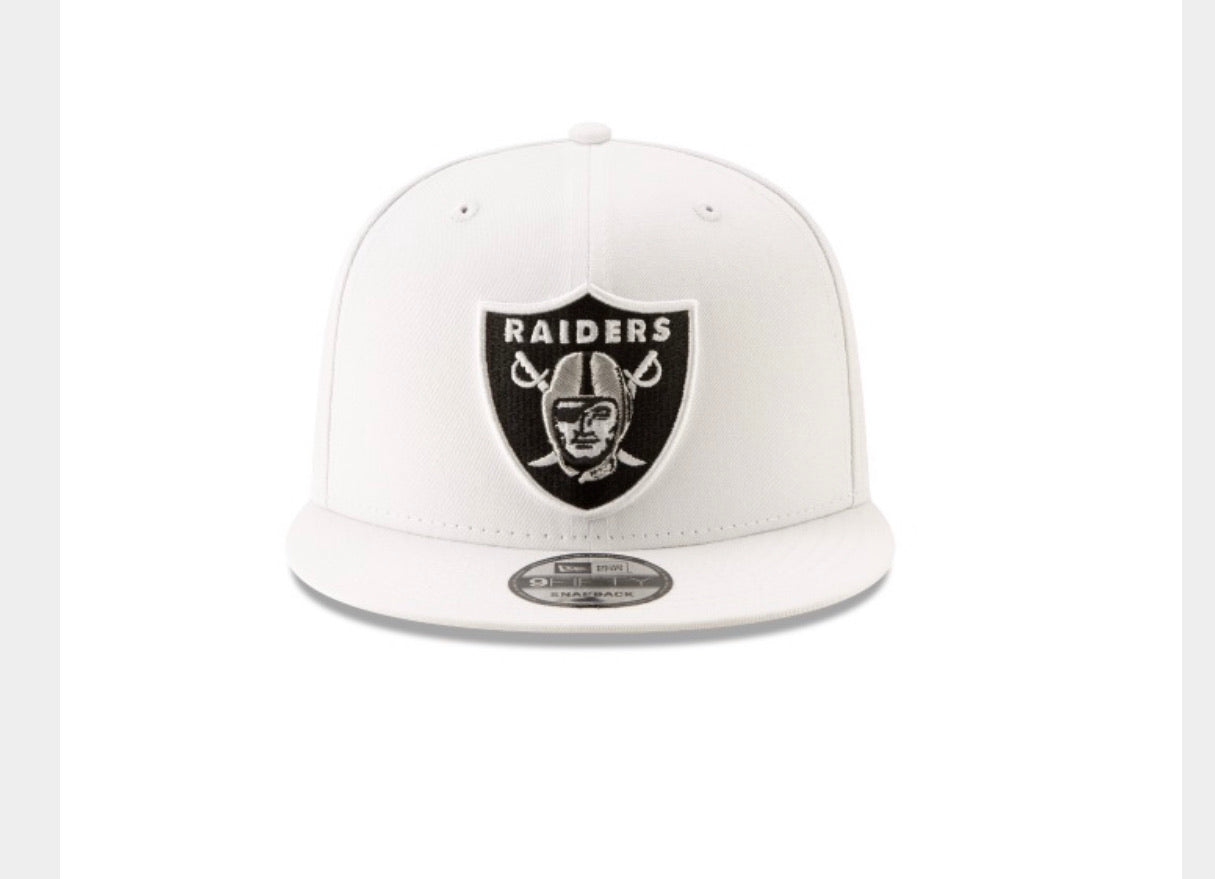 Las Vegas Raiders New Era 950 Snap Back Basic White Hat - AtlanticCoastSports