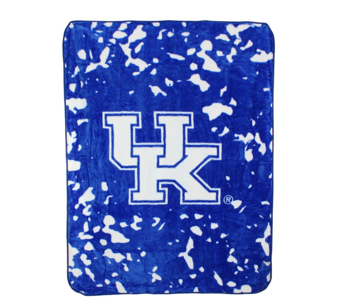 NCAA Kentucky Wildcats Soft Raschel Throw Blanket - AtlanticCoastSports