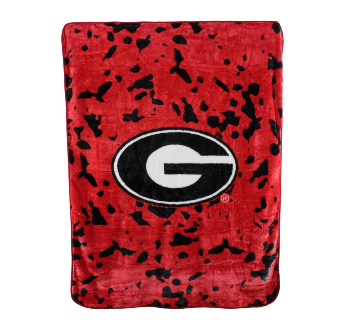 Georgia Bulldogs Throw Blanket - AtlanticCoastSports