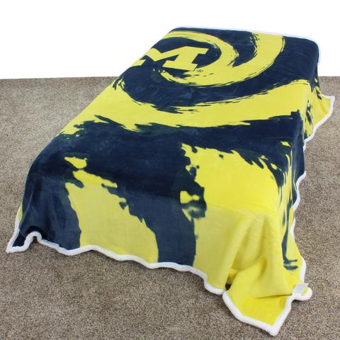 NCAA Michigan Wolverines Sherpa Throw Blanket - AtlanticCoastSports