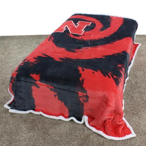 NCAA Nebraska Cornhuskers Sherpa Throw Blanket - AtlanticCoastSports